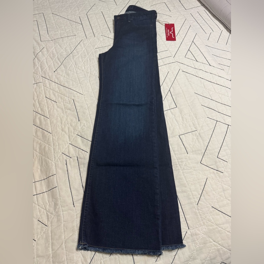 Kimes Ranch Olivia Dark Wash, NWT 6/32
